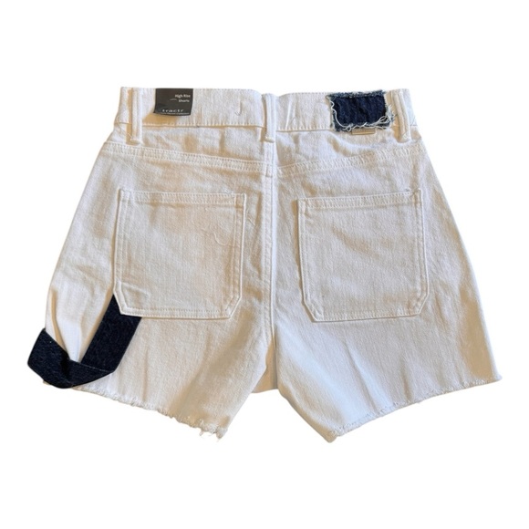 Tractr High Rise Shorts NWT - Picture 2 of 4